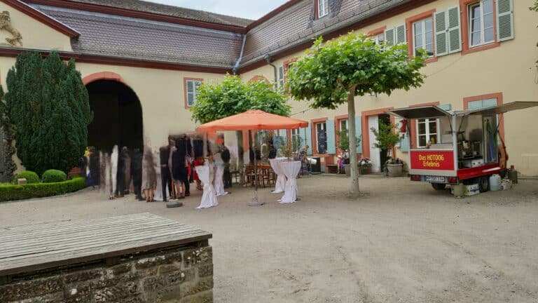 Hotdog Catering Hochzeit Worms | Gästeempfang am Herrnsheimer Schloss