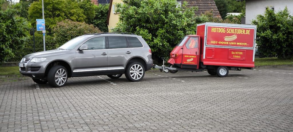 foodtruck hotdog schleuder anhaenger Heppenheim