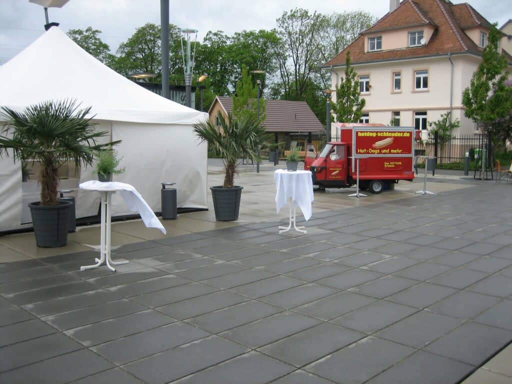 foodtruck outdoor catering hotdogs pulled pork stuttgart