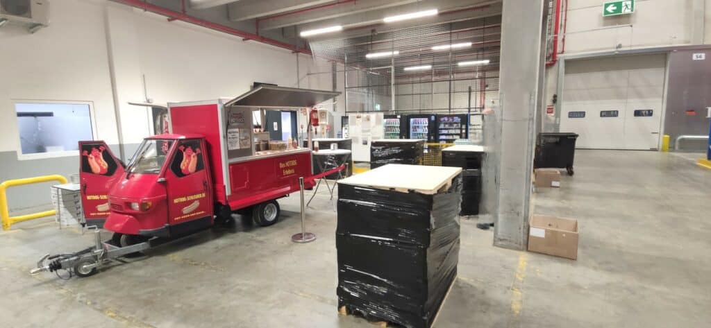 foodtruck pulled pork hotdog suppen gluehwein weihnachtsfeier gruenstadt
