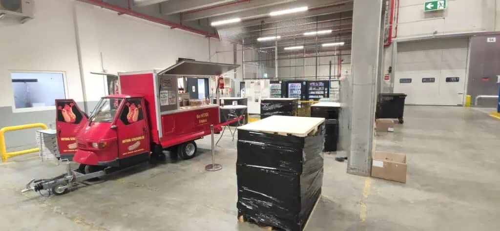 foodtruck pulled pork hotdog suppen gluehwein weihnachtsfeier gruenstadt