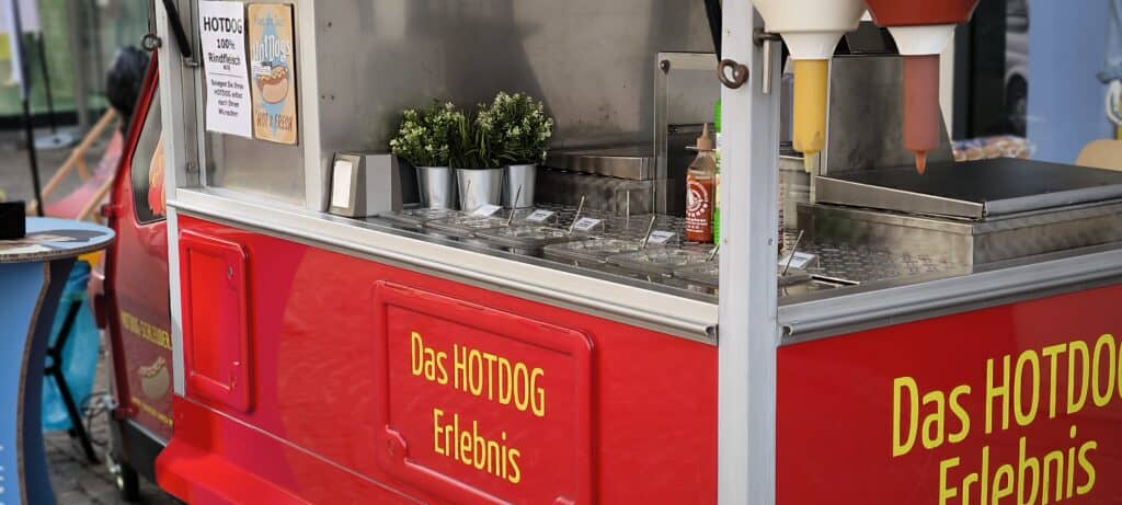 foodtruck toppings hotdog pulled pork offenbach