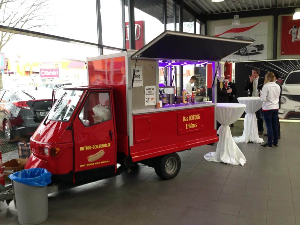 hotdog foodtruck puoelled pork autohaus indoor heidelberg