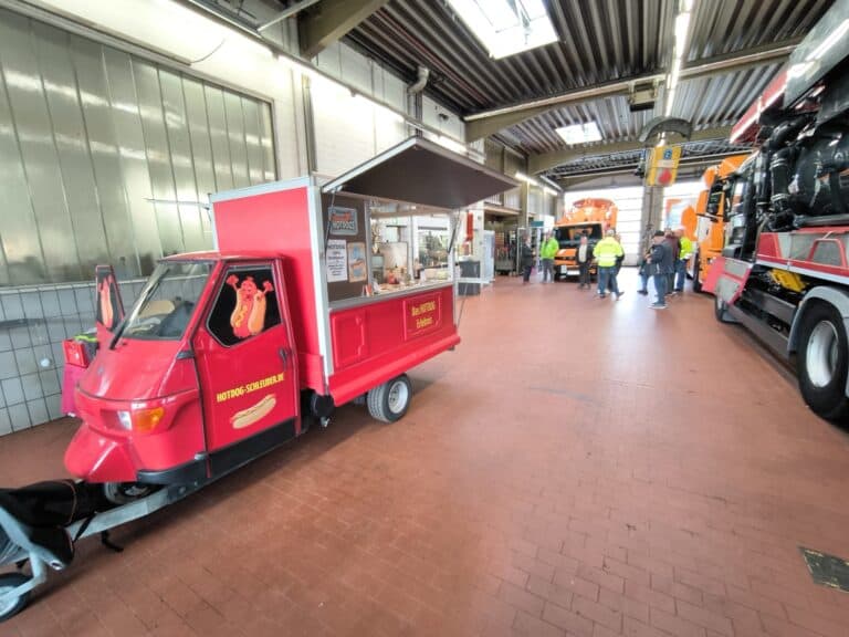 Hotdog Catering Groß-Gerau | 50 Jahre Schmidt Kommunalfahrzeuge