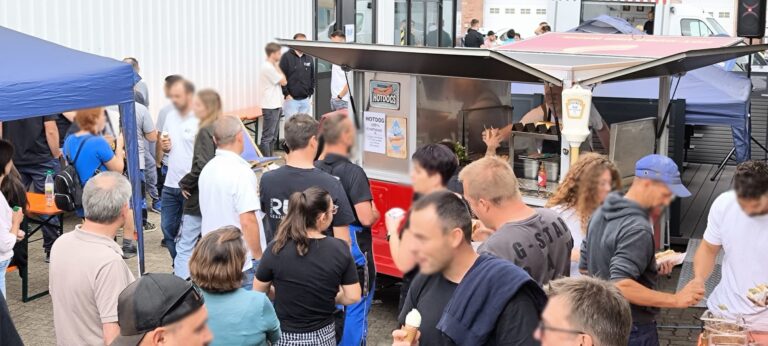 Hotdog Catering Kleinheubach bei RUF | Betriebsversammlung